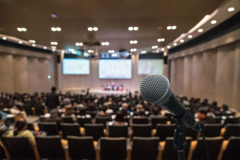 eventos de salud en España - sala de conferencias
