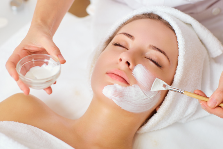 turismo de salud y bienestar en España - mascarilla