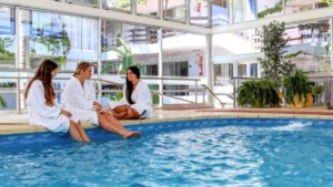 turismo internacional de salud - piscina