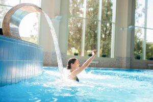 asesoría para turismo wellness en españa - bañándose