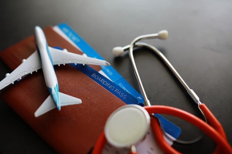 turismo médico en España - pasajero y embarque