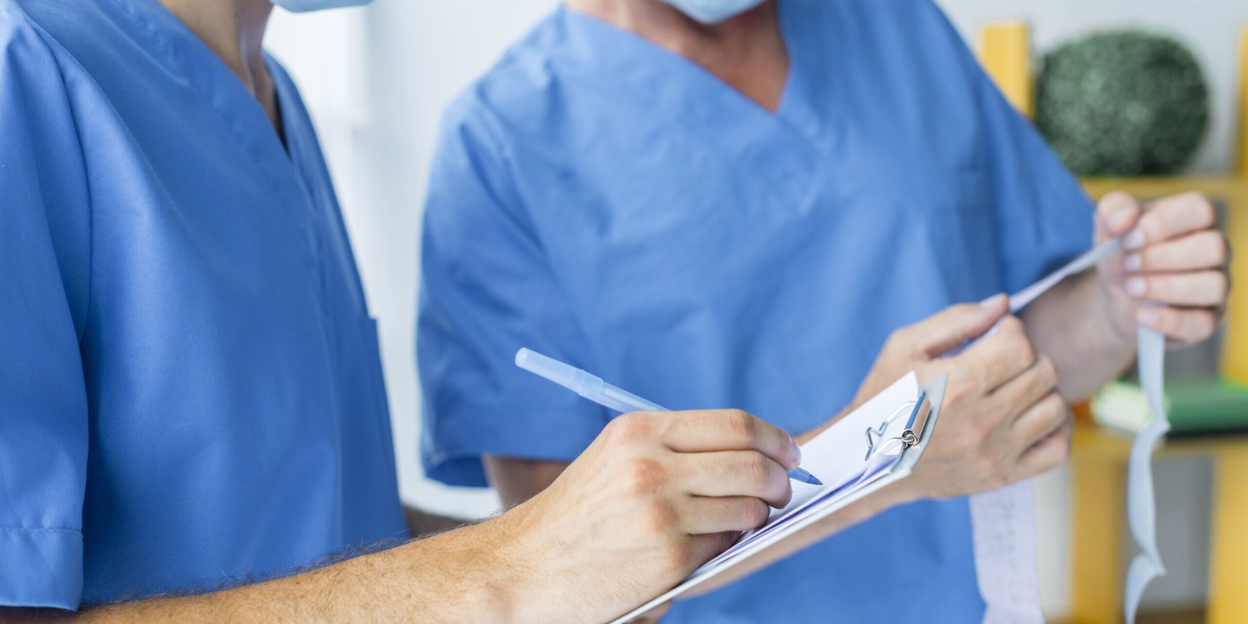 turismo medico en españa- medicos de bata azul