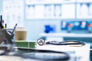 turismo medico-oscultar